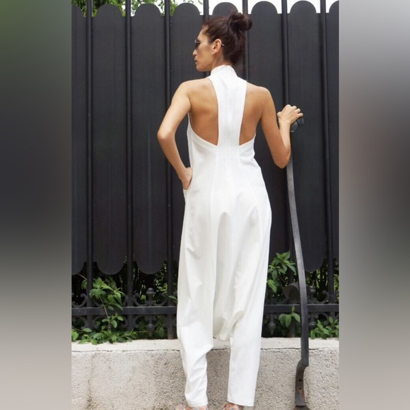 Drop Crotch Sexy Loose Jumpsuit in Off white NWT - Picture 2 of 3